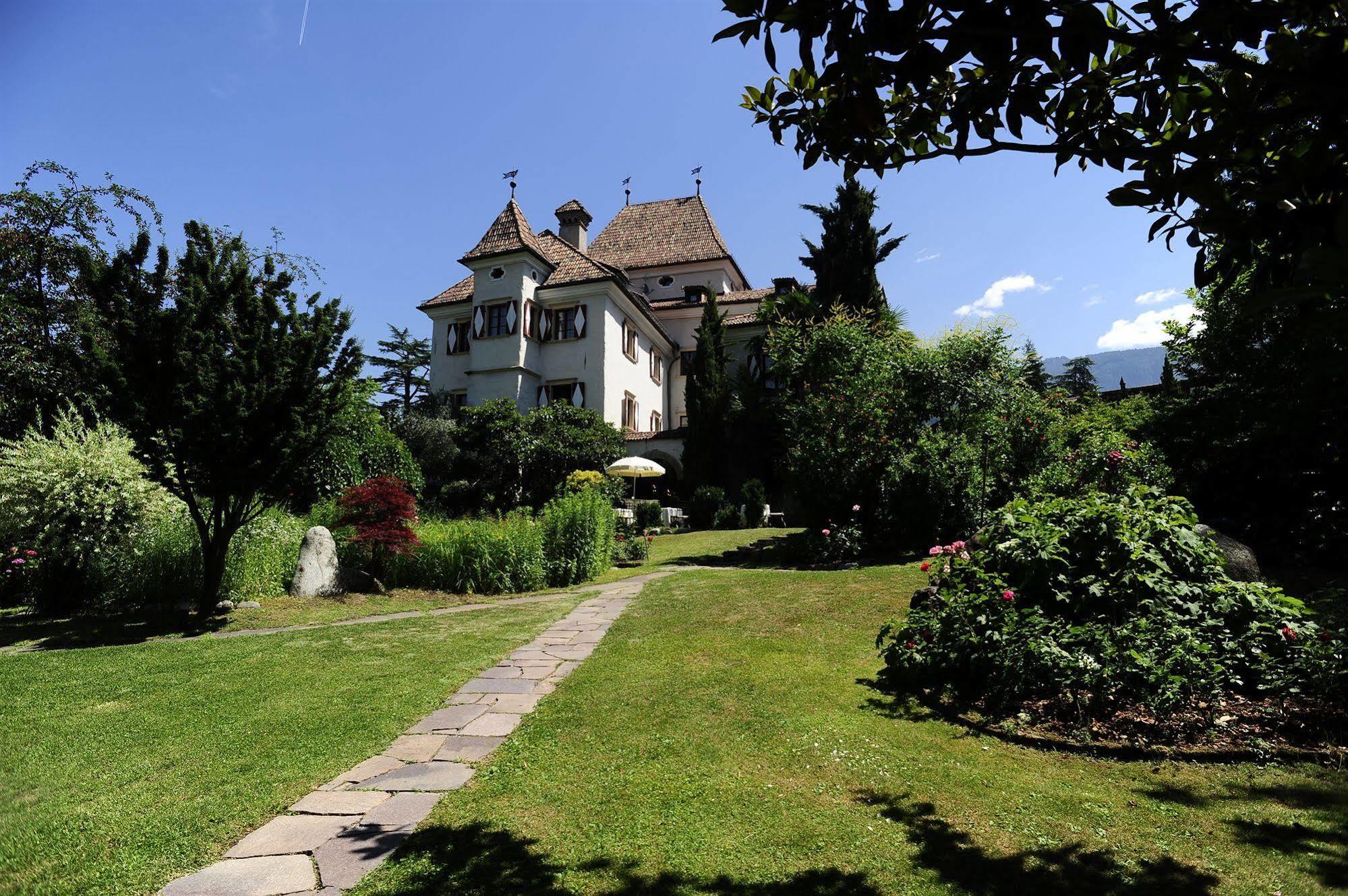 Hotel Castel Rundegg (Adults Only) Merano Exterior foto